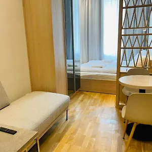Zeus Design Compact Aparmtent Apartamento
