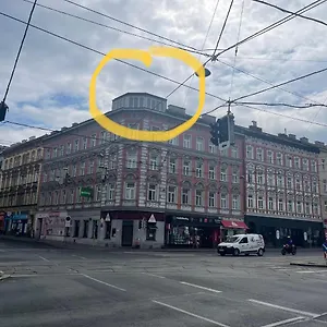 Gesamte über Den Dächern Wiens Apartamento